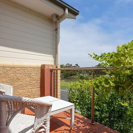 3 Bedroom Townhouse In Bonbeach Vic Exterior photo