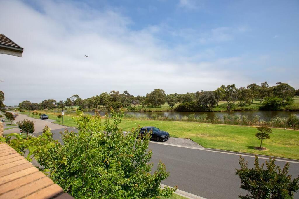 3 Bedroom Townhouse In Bonbeach Vic Exterior photo